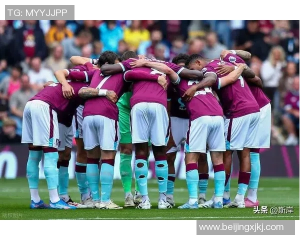 曼联与伯恩利对决全新视角解析精彩瞬间与战术布局